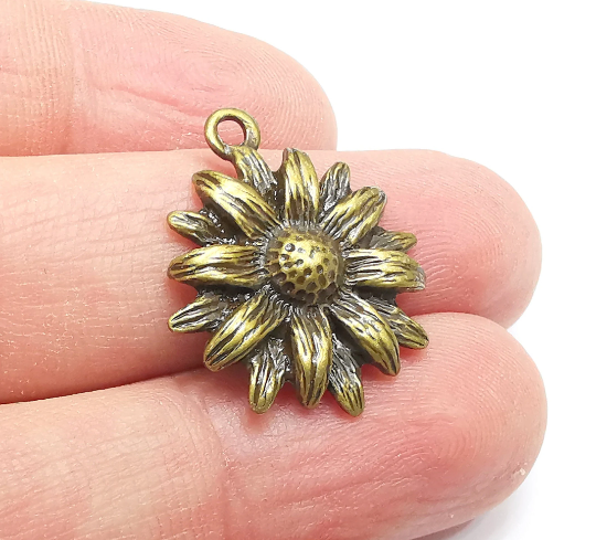 Flowers Charms, Sun flower Charms, Daisy Charms, Antique Bronze Plated Plants Charms (25x21mm) G29587