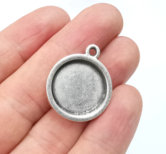 Round Pendant Blank Bezel Resin Mosaic Mountings Antique Silver Plated Charms (29x24mm)( 20 mm Bezel Inner Size) G29524