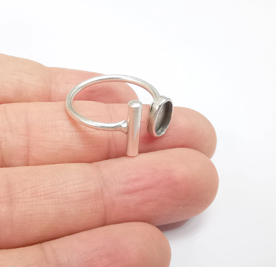 Wrap Ball Ring Blank Setting, Oval Cabochon Mounting, Adjustable Resin Ring Base Bezels, Antique Silver Plated (8x6mm) G29551