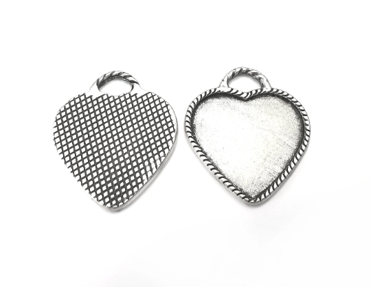 Heart Pendant Base Blank Bezel, Resin Mosaic Mountings, Antique Silver Plated (39x33mm)( 30 mm Inner Size) G28439