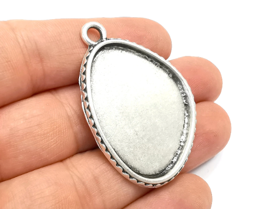 Ethnic Frame Pendant Blank Antique silver plated (38x29mm Blank Size) G28243