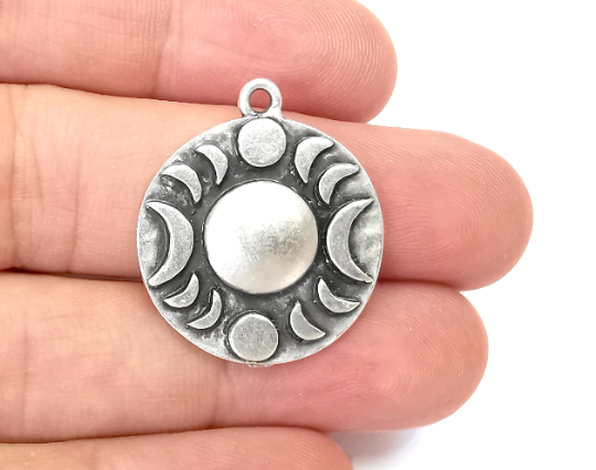 Crescent Moon Charms The Phases of The Moon, Round Hammered Antique Silver Plated (29x25mm) G28218