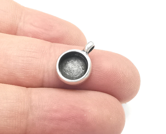 Round Pendant Blanks, Resin Bezel Base, Mosaic Mountings, Antique Silver Plated (8mm Blank Size) G28709