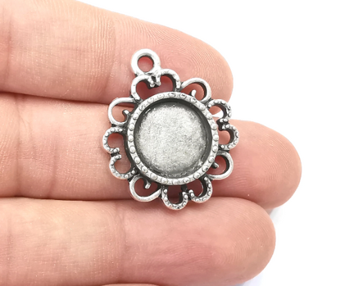Flower Pendant Bezel, Resin Blank, inlay Mountings, Mosaic Frame, Cabochon Bases, Dry Flower Settings, Antique Silver Plated (14mm) G28799