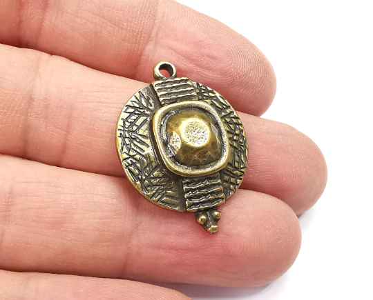 Ethnic Charms Pendant, Antique Bronze Plated (31x23mm) G29531