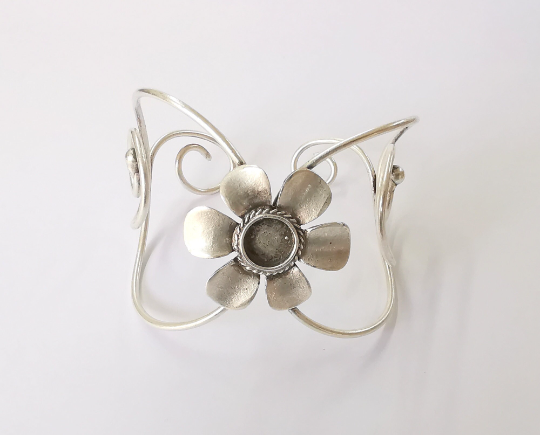 Flower bracelet brass cuff blank bezel Glass cabochon base Adjustable antique silver(10mm ) G24458