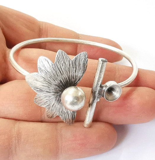Flowers ball bracelet brass cuff blank bezel Glass cabochon base Adjustable antique silver(8mm ) G24450