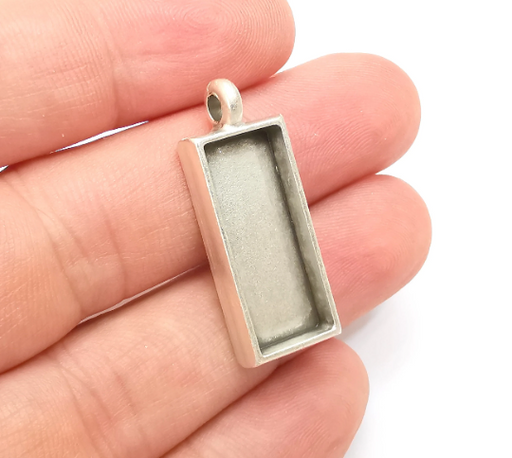Rectangle Pendant Bezel, Resin Blank, inlay Mounting, Mosaic Frame, Cabochon Base, Dry Flower Setting,Antique Silver Plated (25x10mm) G28313