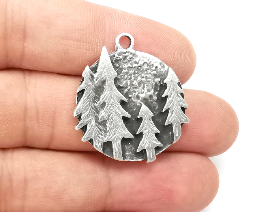 Pines Tree Charms Antique Silver Plated Round Charms (32x28mm) G28493