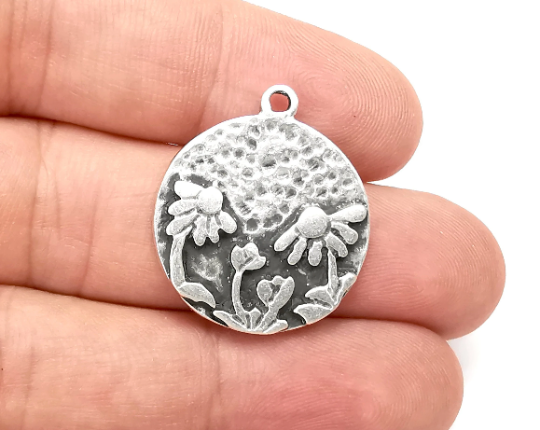 Flowers Charms Antique Silver Plated Hammered Charms (28x24mm) G28465