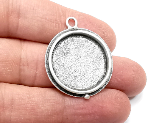 Round Pendant Blanks, Resin Bezel Bases, Mosaic Mountings, Dry flower Frame, Polymer Clay base, Antique Silver Plated (24mm) G28997