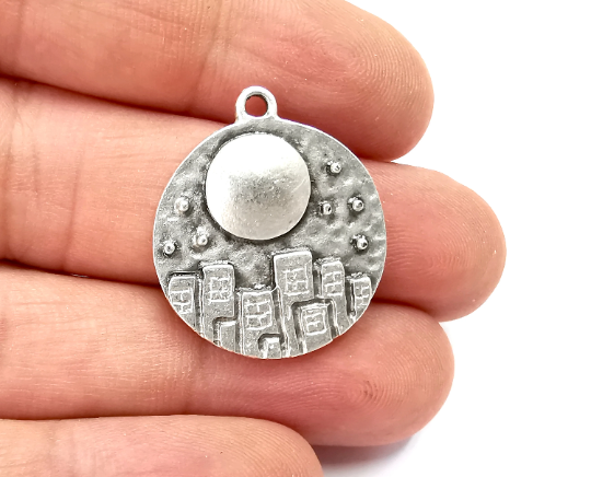 City Stars Charms Full Moon Charms Hammered Disc Pendant Antique Silver Plated (28x24mm) G28234