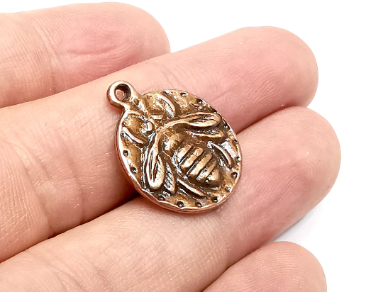 Bee round charms (Double sided) Antique copper plated charm (23x19mm) G28903