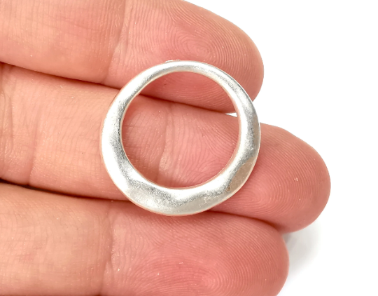 Hammered Circle Charm Antique Silver Plated (25mm) G27906