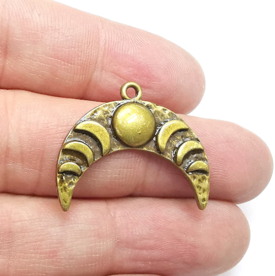 Crescent Moon Charms, The Phases of The Moon, Antique Bronze Plated Round Charms (29x24mm) G29391