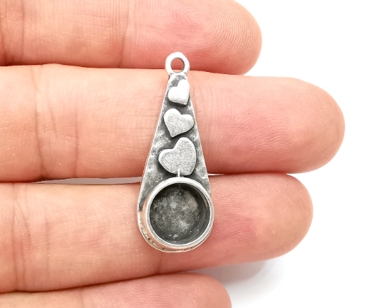 Heart Charms Pendant Bezels, Resin Blank, inlay Mountings, Mosaic Frame, Cabochon Bases, Flower Settings,Antique Silver Plated (10mm) G28444