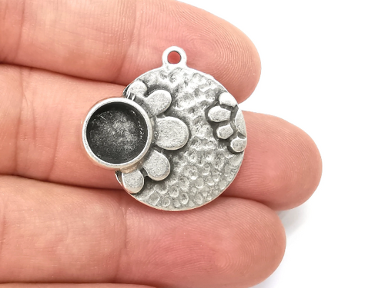 Flower Charms Pendant Bezels, Resin Blank, inlay Mountings, Mosaic Frame, Cabochon Bases Flower Settings Antique Silver Plated (10mm) G28451