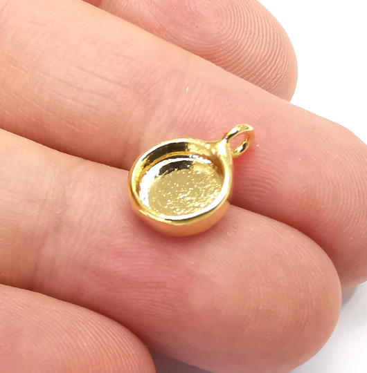 Round Pendant Bezels, Resin Blank, inlay Mountings, Mosaic Frame, Cabochon Bases, Dry Flower Settings, Shiny Gold Plated (8mm) G34481